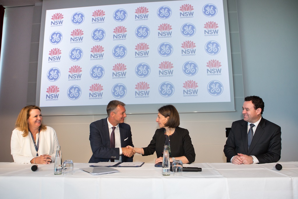  Debbra Rogers, Chief Commercial Cfficer, GE Additive; Jason Oliver, President & CEO, GE Additive; The Honourable Gladys Berejiklian MP, Premier of NSW;and The Honourable Stuart Ayres MP, Minister for Jobs, Investment, Tourism & Western Sydney [Image via GE Additive] 