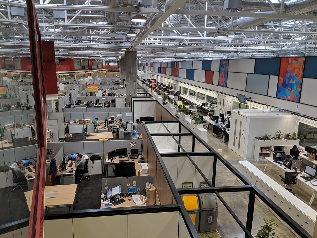  A look from above at work areas in the Center of Excellence [Image: Sarah Goehrke] 