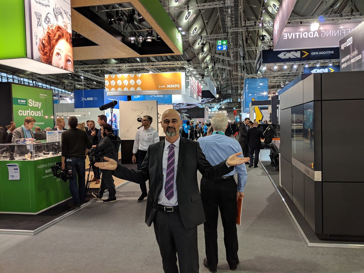  Gil Lavi, Founder and CEO, 3D Alliances at formnext 2018 [Image: Fabbaloo] 