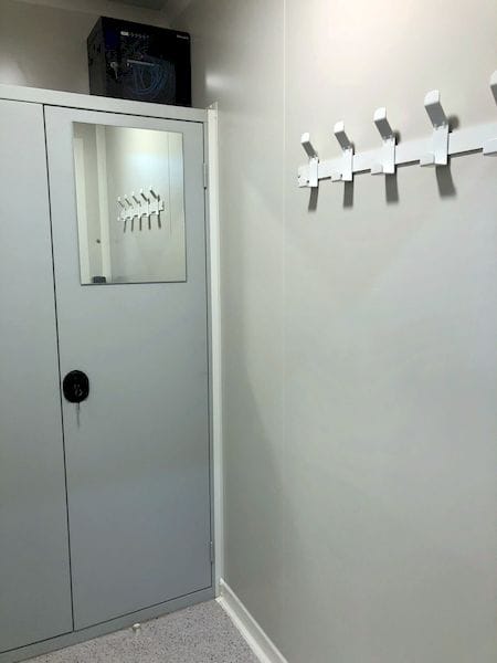  A locker room for changing in the AddUp modular 3D metal printing system 