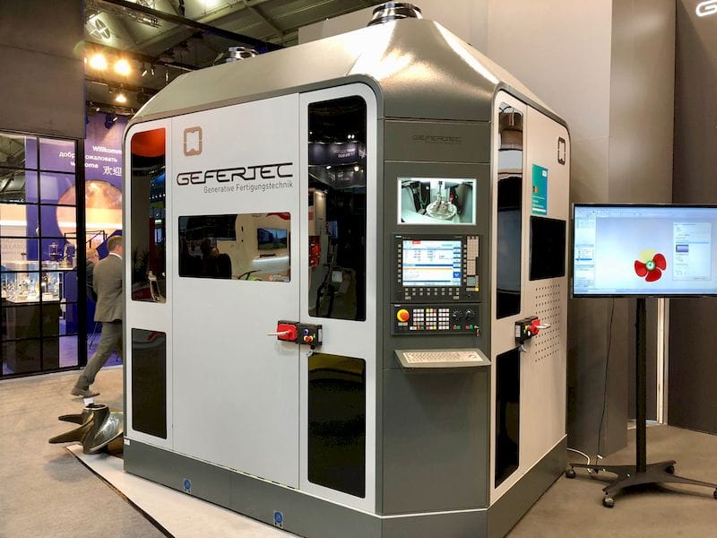  Gerfertec's hybrid 3D metal printer / CNC mill 