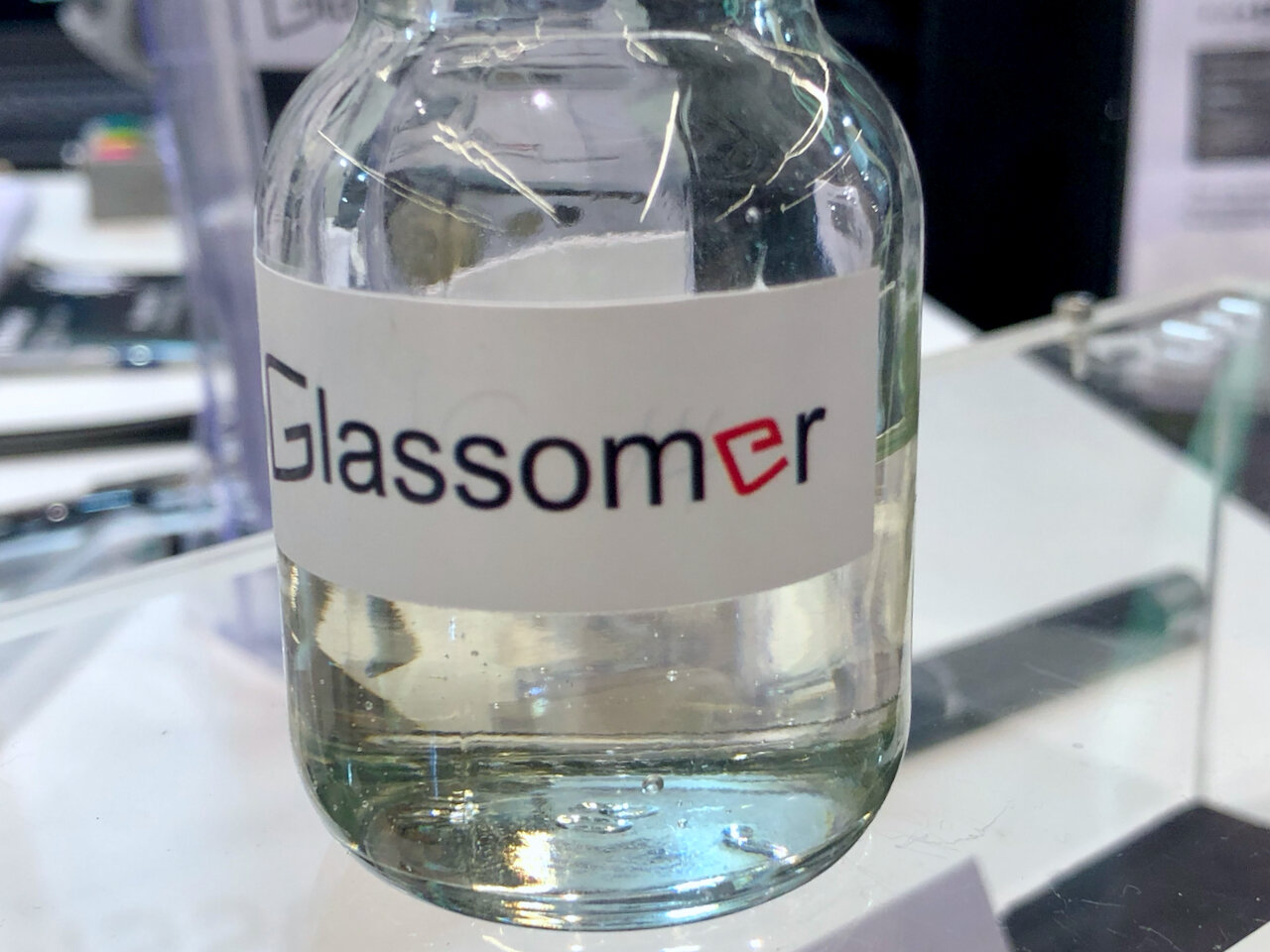  Glassomer resin contains 60% glass particles [Source: Fabbaloo] 