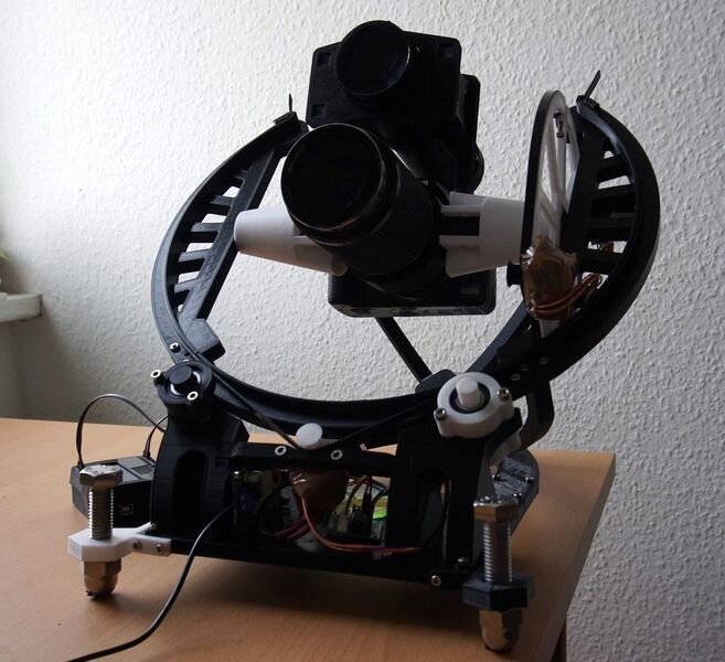 The OpenAstroTracker [Source: Thingiverse]