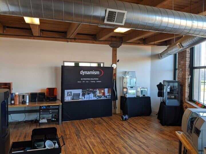 3D printers on display at Dynamism’s physical showroom [Source: Dynamism]
