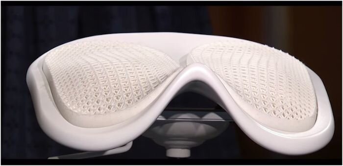  3D printing for gaming chairs focuses on ergonomics and customization (Source:  UNYQ ) 