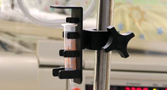  3D printed newborn syringe holder [Source: Protolabs] 