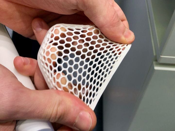  Lynxter flexible 3D print [Source: Fabbaloo] 