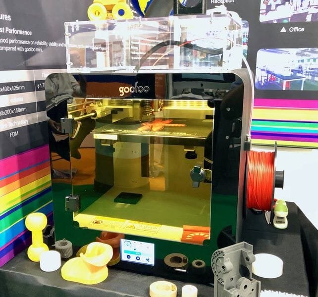  The Goofoo Nova 3D printer [Source: Fabbaloo] 