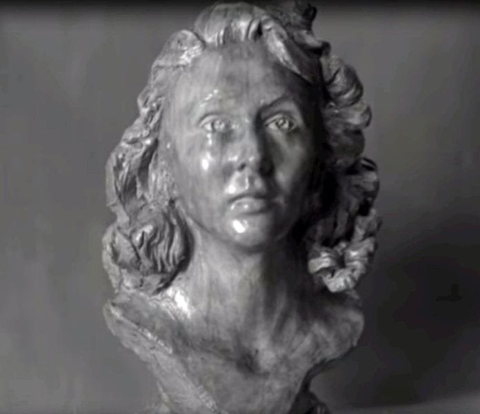  A 3D bust produced with the photosculpture process [Source: YouTube] 