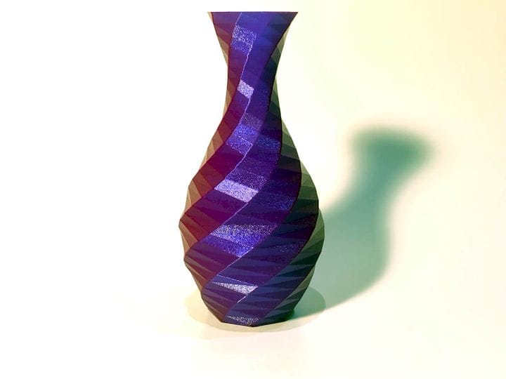  A beautiful PETG vase produced on the Kodak Portrait 3D printer [Source: Fabbaloo] 