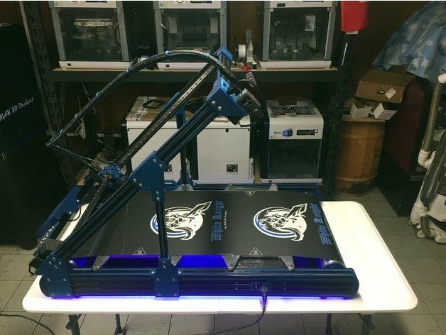  The White Knight belt 3D printer [Source: Thingiverse] 