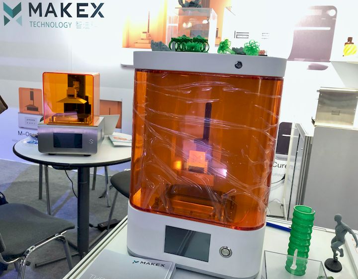  The MakeX M-Jewelry desktop 3D printer [Source: Fabbaloo] 