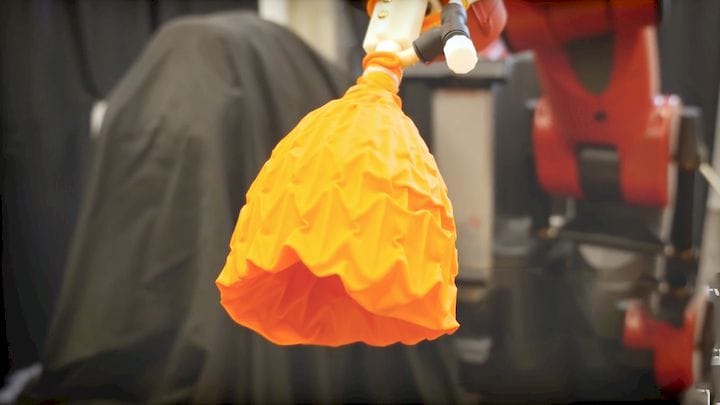  A 3D printed robot gripper [Source: SolidSmack] 
