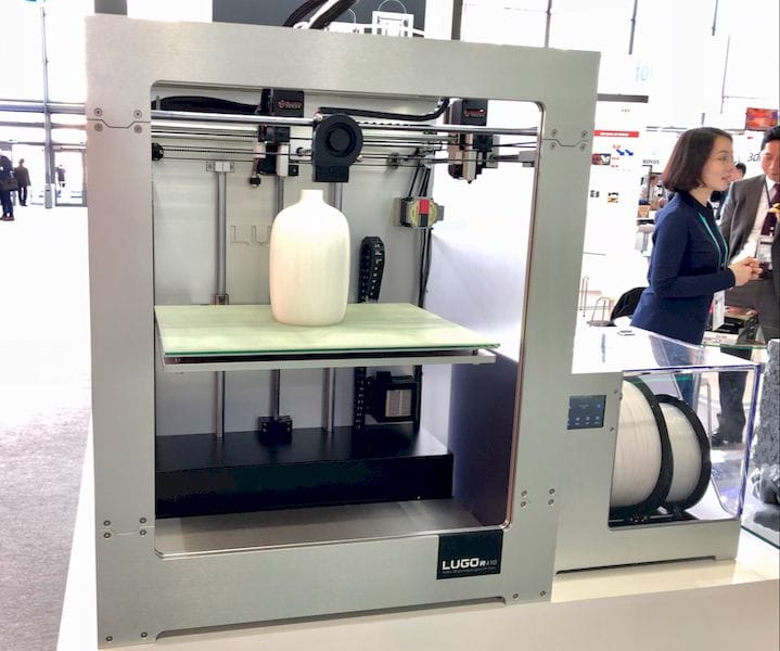  A Lugo Labs 3D printer working on a bottle [Source: Fabbaloo] 