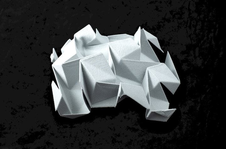  A flexible, white SLS 3D print [Source: Sinterit] 