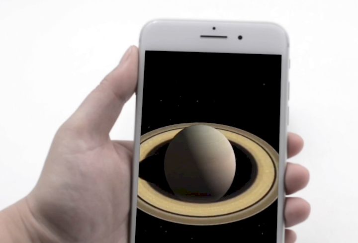  Yes, Saturns rings are indeed visible in the Solar System Mini Set app [Source: AstroReality] 