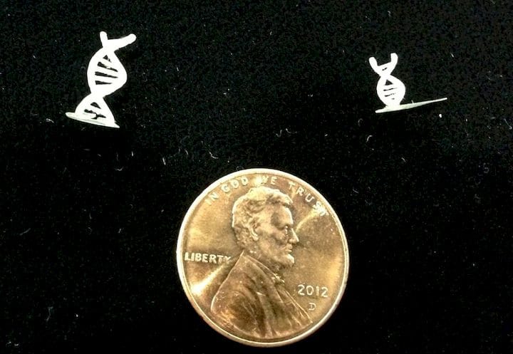  Very tiny 3D printed samples made by Old World Laboratories [Source: Fabbaloo] 