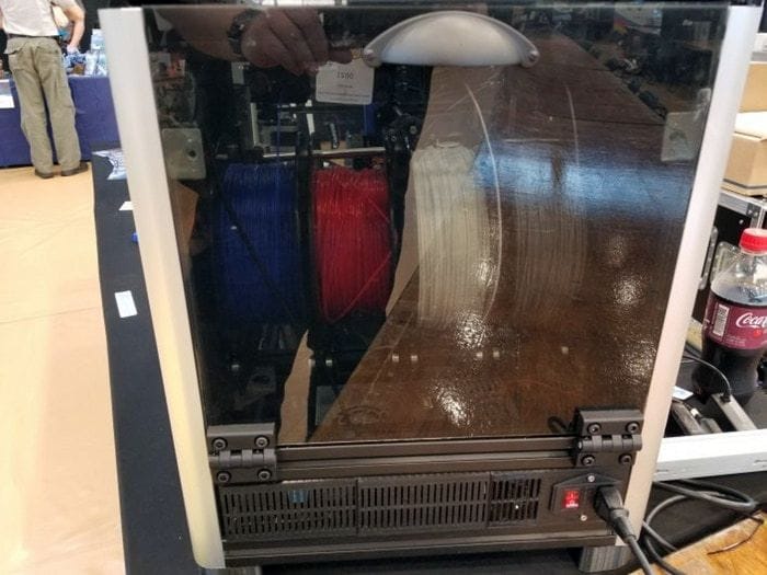  The Venturi 3D printer locates spools inside the hot chamber 