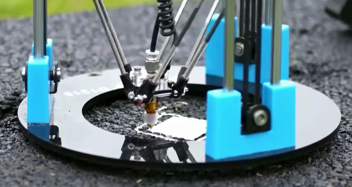  The pothole-filling drone-powered 3D printer is filling a pothole 