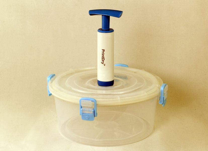  The PrintDry vacuum filament storage container, with vacuum pump attached 