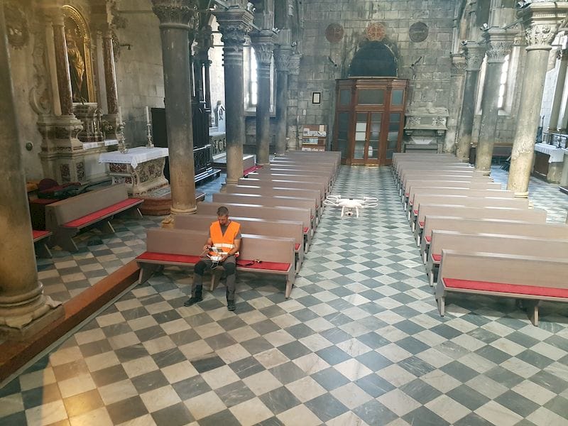  Prepping a 3D scanning drone inside the Šibenik Cathedral 