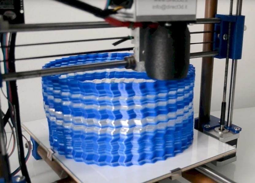 Mixing pellets in the Direct 3D Pellet Extruder's hopper results in multicolor prints 