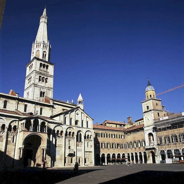 The cathederal at Modena 