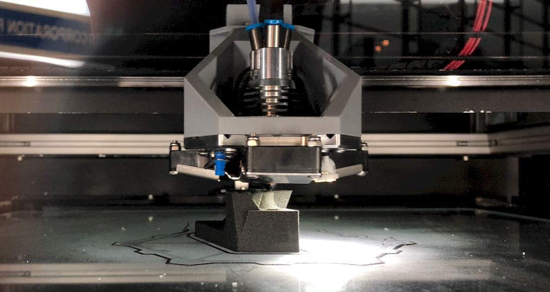  A peek inside Mass Portal's new cartesian-style 3D printer 