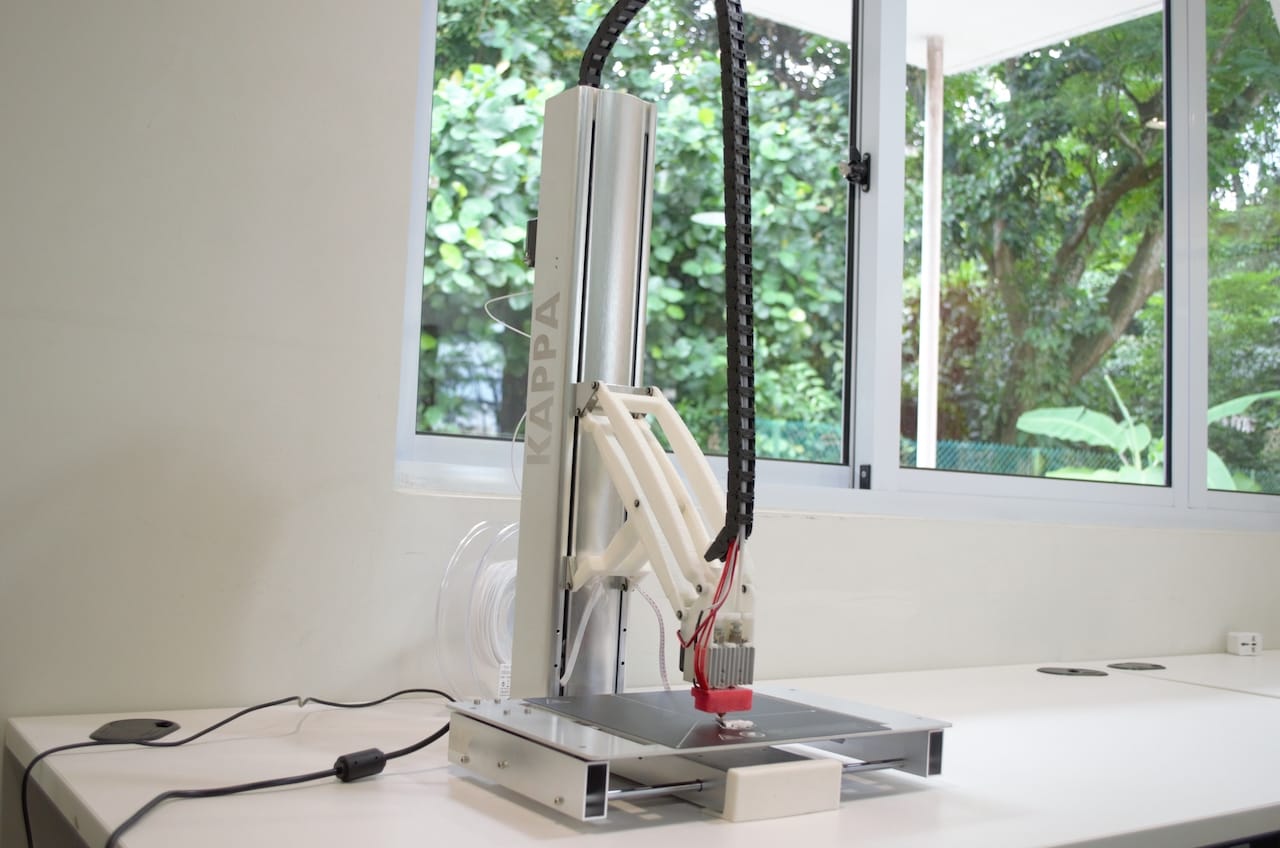  The Kappa desktop 3D printer uses a unique motion system design 