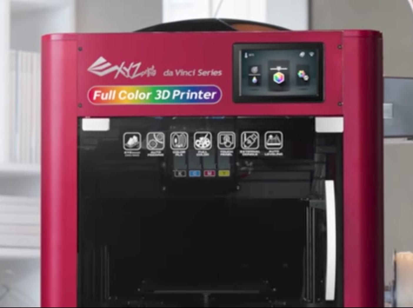  The XYZprinting da Vinci Color desktop 3D printer front panel 