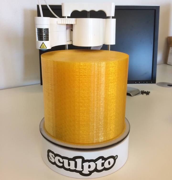  Here's the maximum build volume on the Sculpto desktop 3D printer 