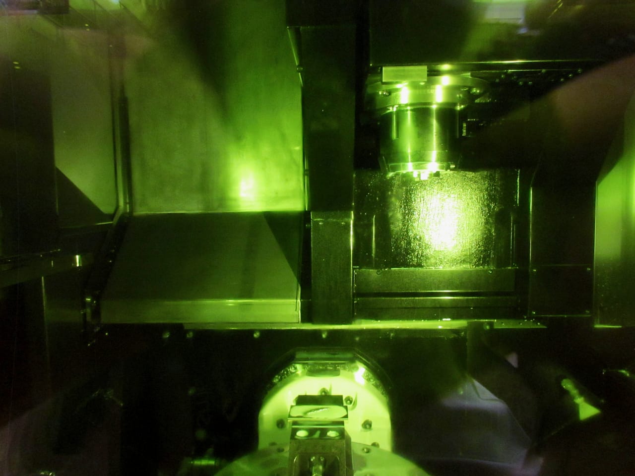  The Mazak VC-500AM's 3D metal hybrid CNC printer's build chamber 