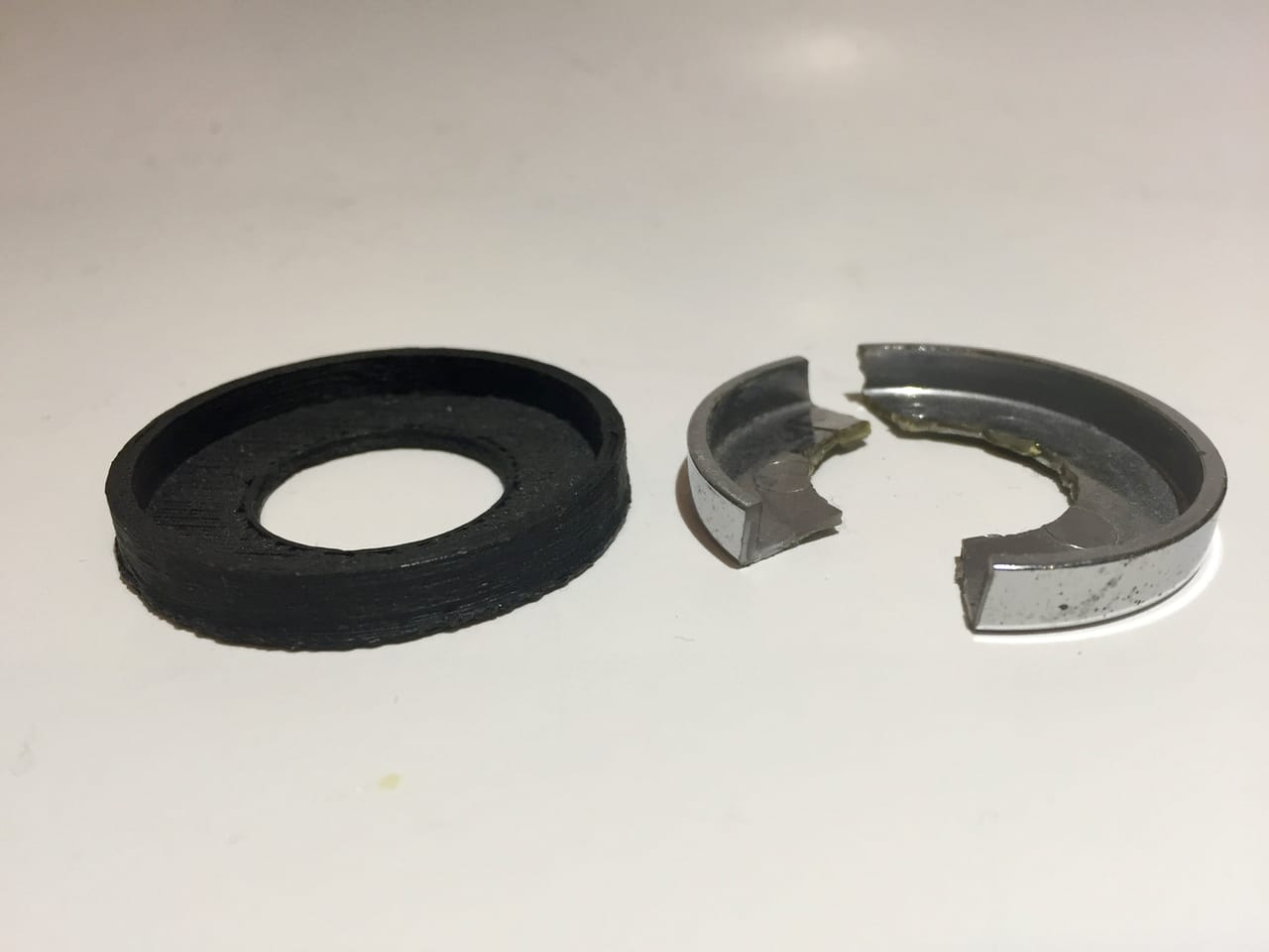  A simple 3D printed replacement for a broken plastic part 