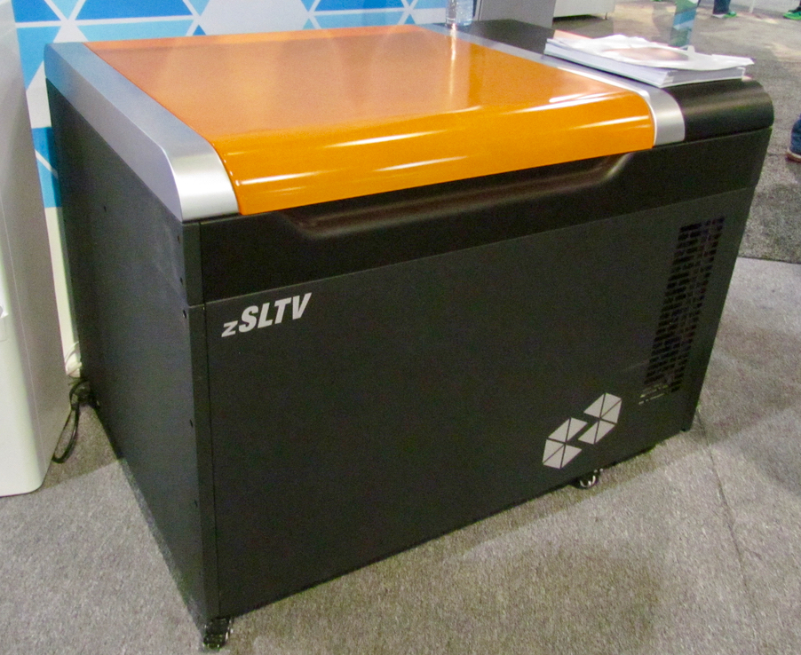  The very unique zSLTV 3D printer from Uniz 