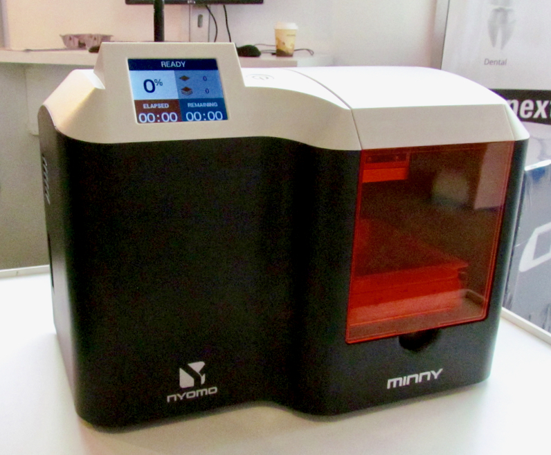  The Nyomo Minny resin-based desktop 3D printer 