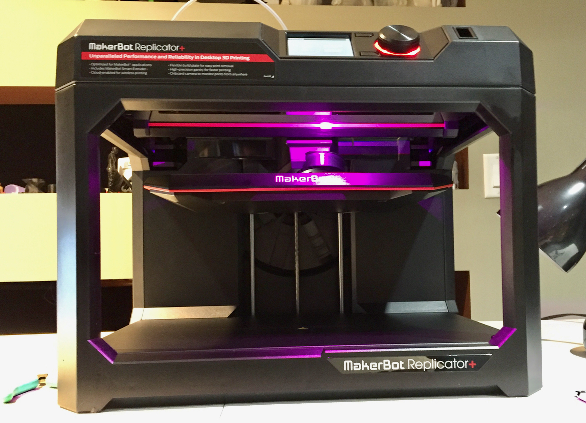 The Replicator+ is now ready to print! 