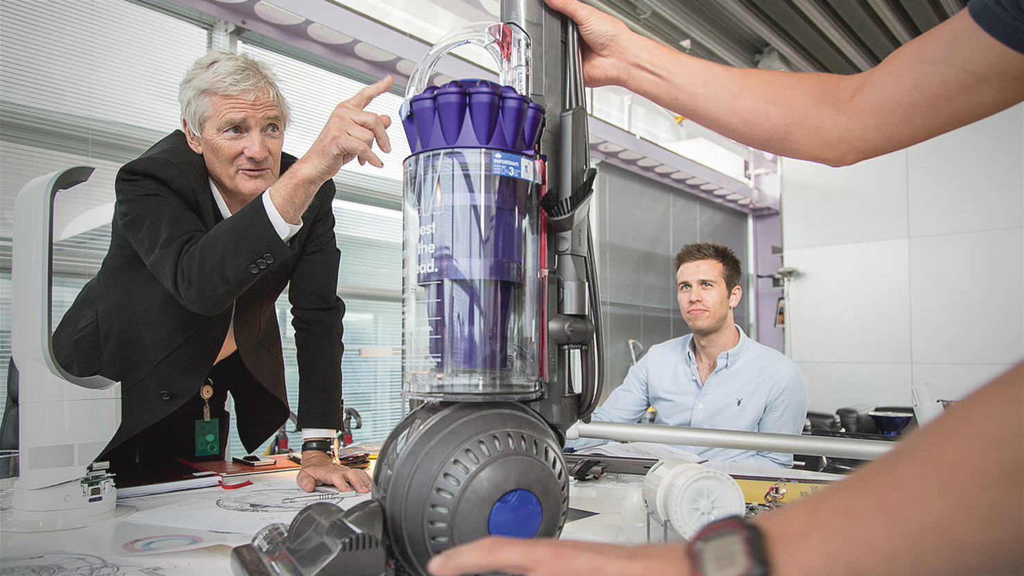  James Dyson and a vacuum 