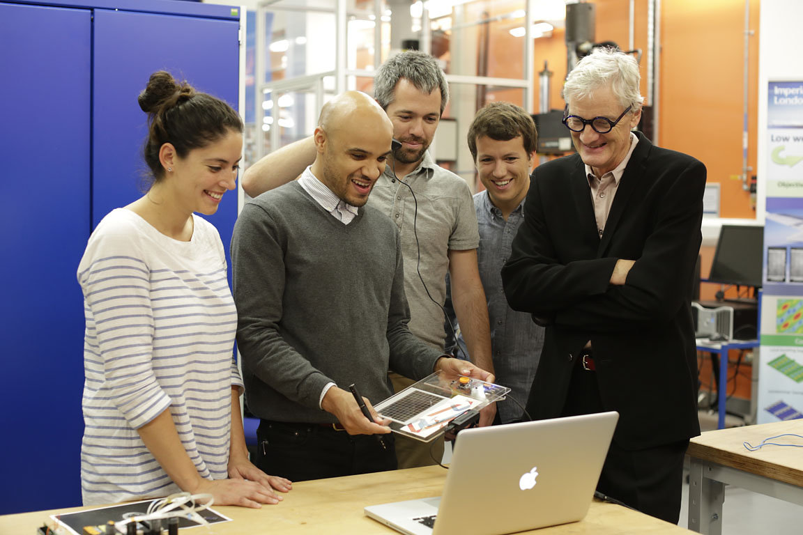  James Dyson and students 