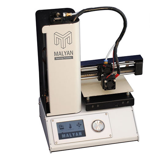  The Maylan M200 desktop 3D printer - looks very familiar, doesn't it? 
