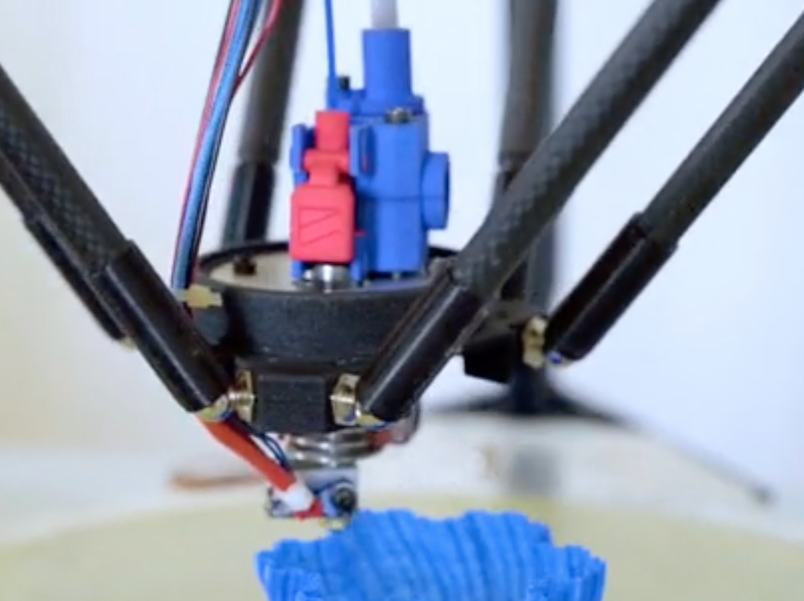  The Zesty Nimble 3D printer extruder in use on a delta-style machine 