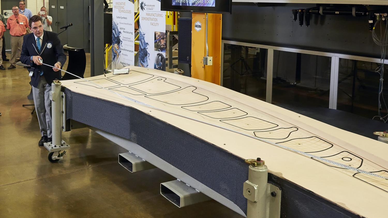  Measuring what will briefly be the world's largest 3D print 