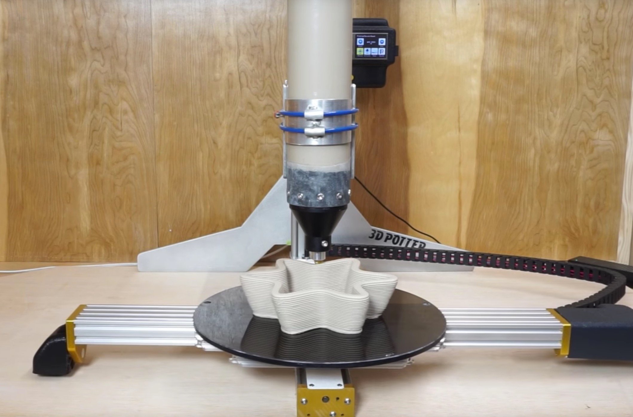  The PotterBot V4.5 ceramic 3D printer 