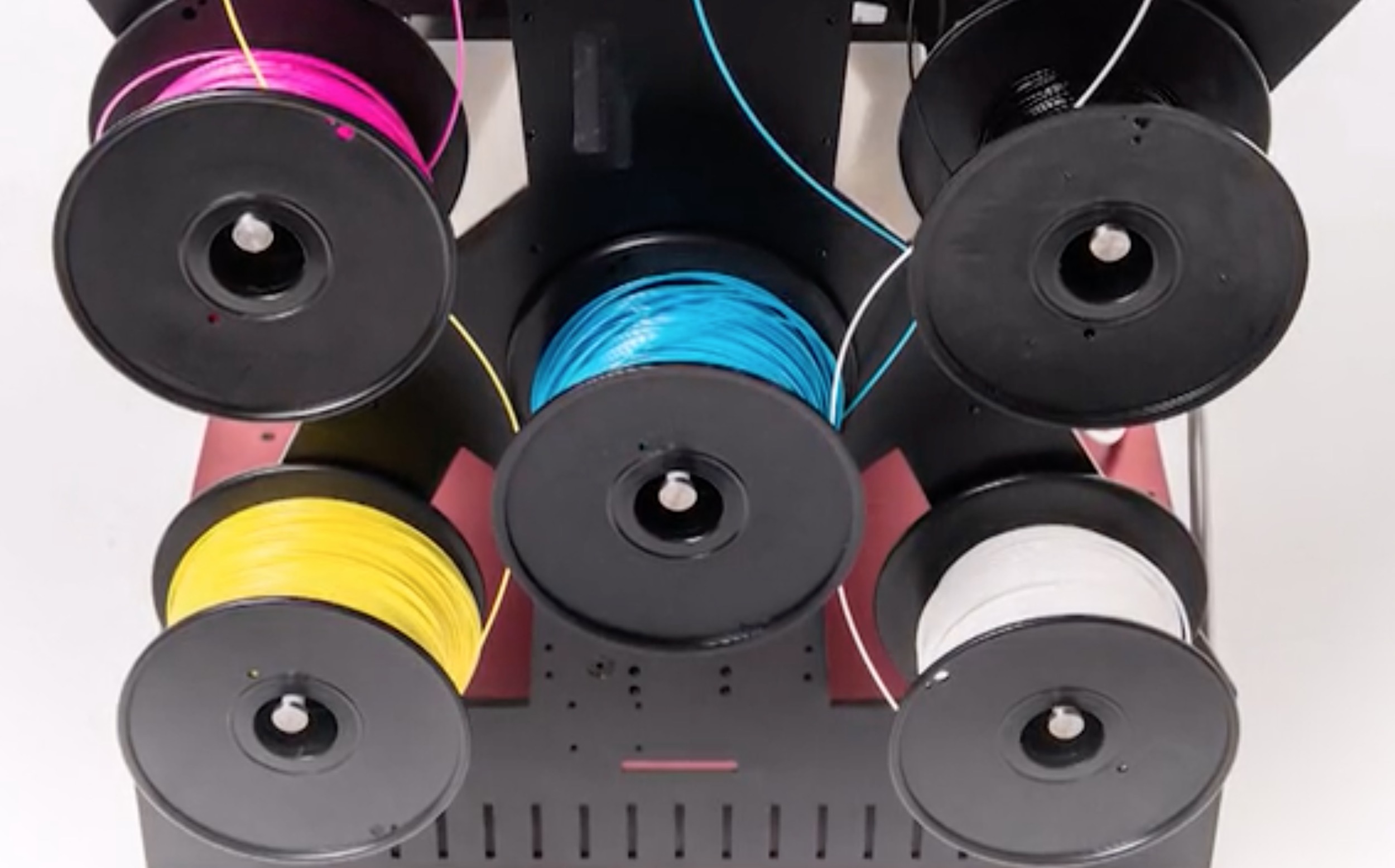  Five colors of filament are used by the RoVa4D 3D printer to generate any required color 