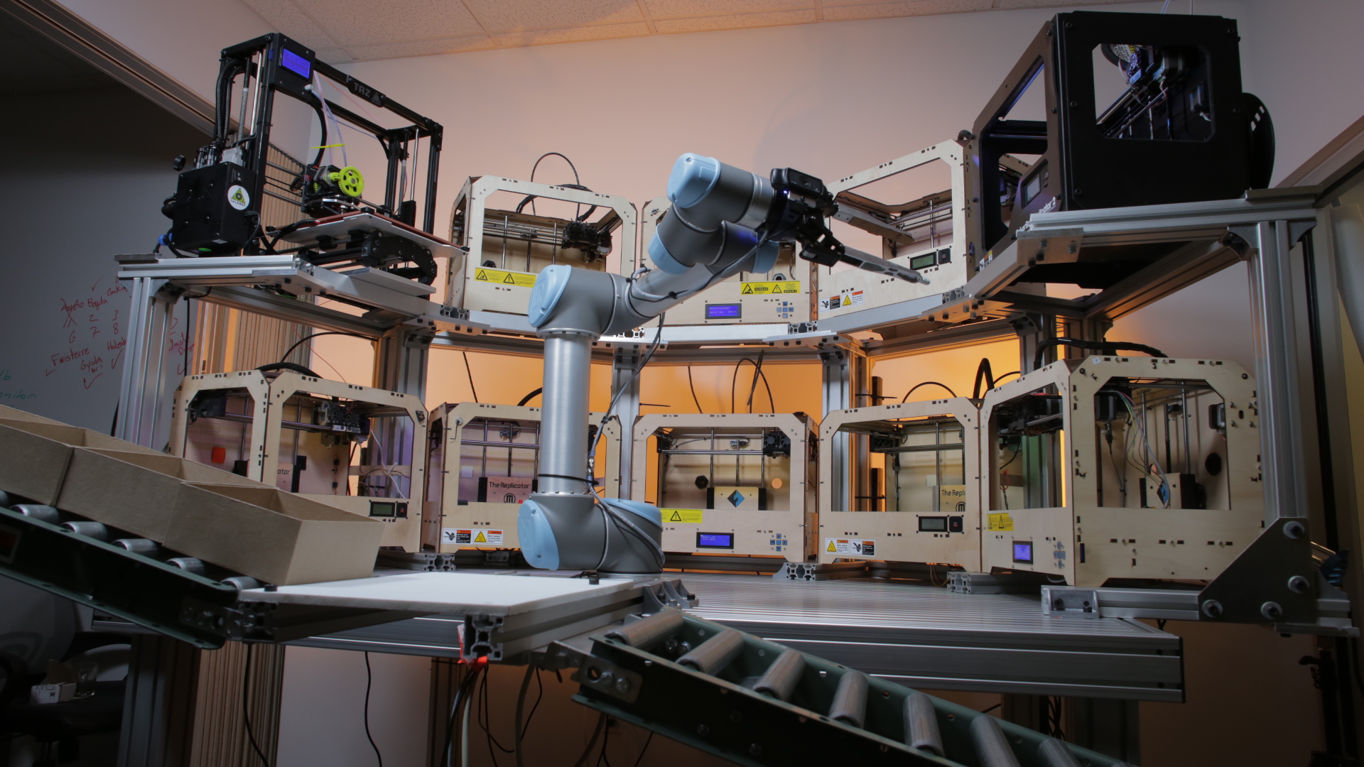  The Tend.ai system at work managing 3D printers 