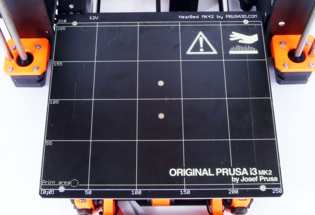  The Prusa i3 MK2's new PEI-surfaced print plate 