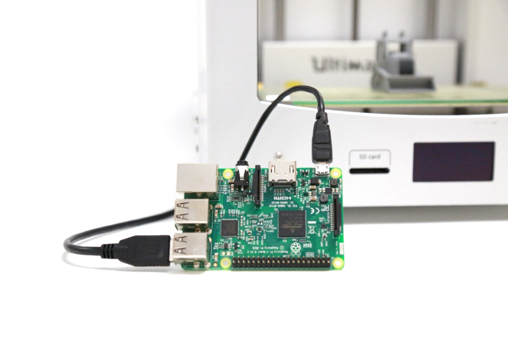  A Raspberry Pi with Microsoft's new 3D printing network app 