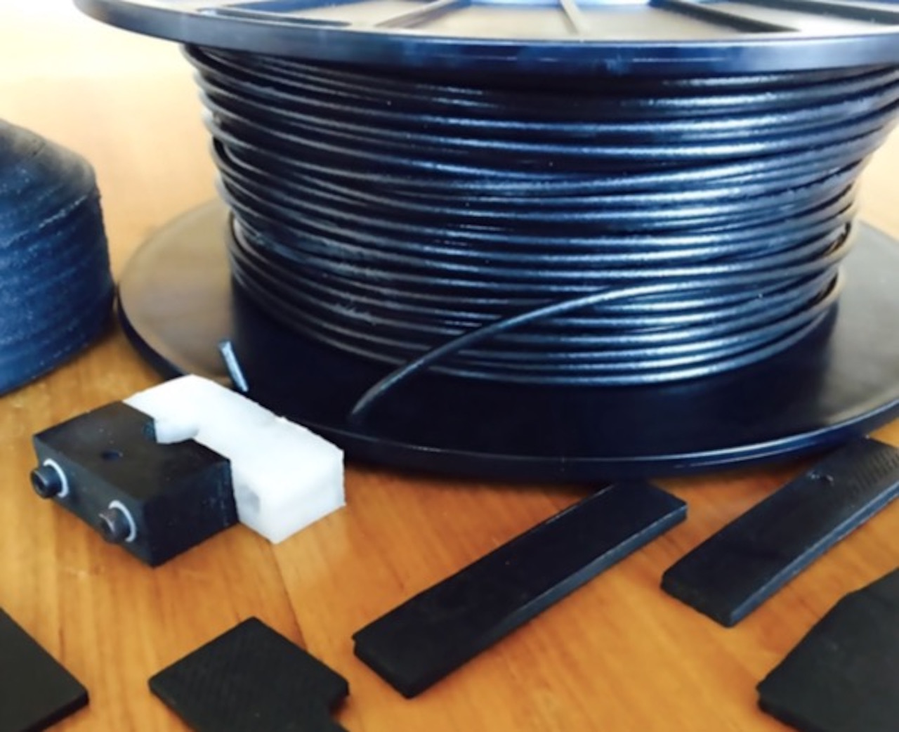  Avante Technology's new FilaONE Gray carbon nanotube 3D printer filament 