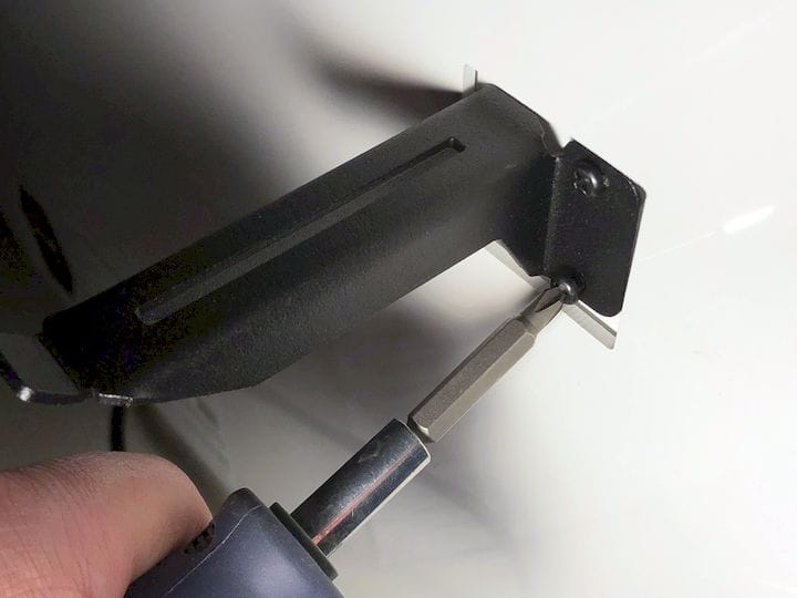  Setting up spool holders on the Kodak Portrait 3D printer [Source: Fabbaloo] 