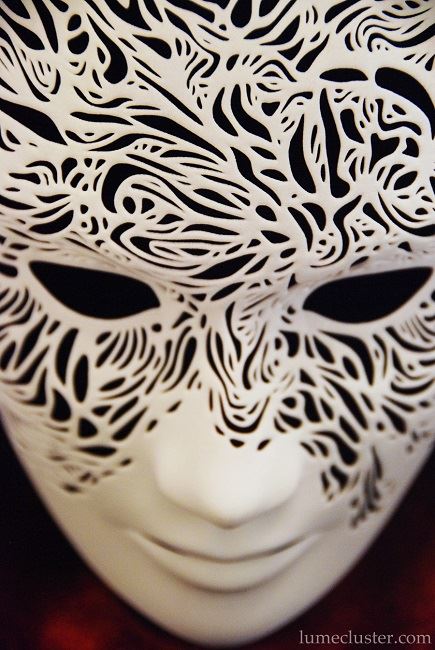  Detail in the Dreamer mask [Image: Lumecluster] 