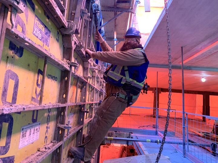 What Does An Actual Construction Worker Think of Construction 3D Printing?